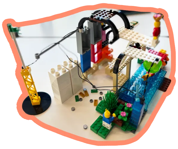 Photo of a Barbie dreamhouse made in legos